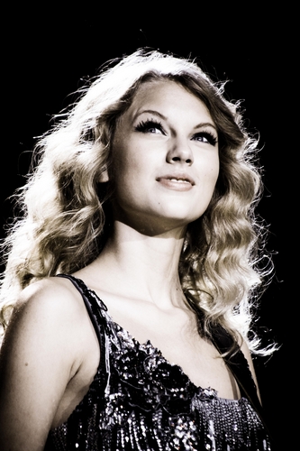  Taylor veloce, swift - Photoshoot #101: Fearless Tour (2009)