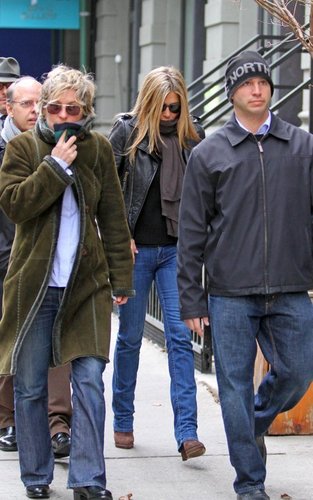  Jennifer out in NYC
