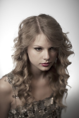  Taylor সত্বর - Photoshoot #106: TIME (2010)