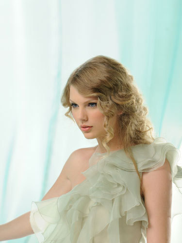 Taylor Swift - Photoshoot #107: CoverGirl (2010)