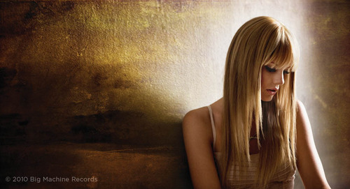  Taylor 迅速, 斯威夫特 - Photoshoot #110: Speak Now album (2010)