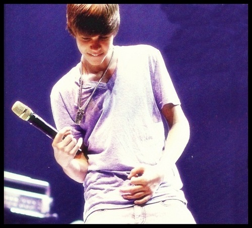  The HOTTEST "JB" pics you've ever seen. <3