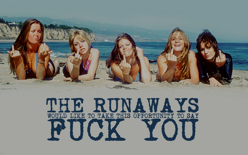  The Runaways on the пляж, пляжный