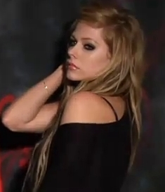  Avril's Happy Stunde *Cropped*