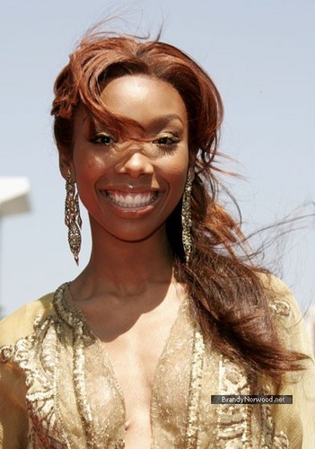  brandy @ 4th Annual BET Awards - Arrivals