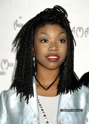 Brandy @ The 22nd Annual American Music Awards
