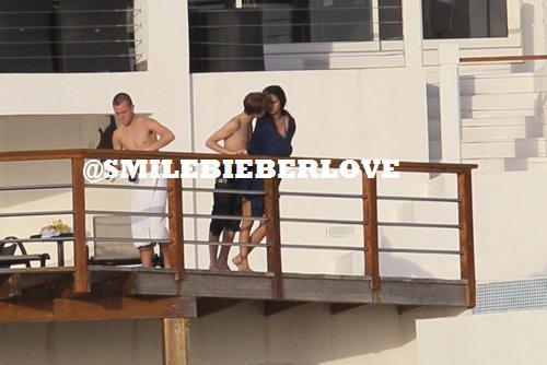  Justin&Selena in the Carabbien!