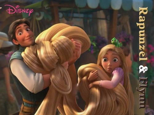  Rapunzel and Flynn in Town