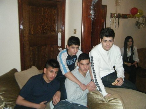  Sizzling Hot Zayn Leaves Me Breathless (Here Wiv Fam/ M8s & Best M8 Anthony) 100% Real :) x