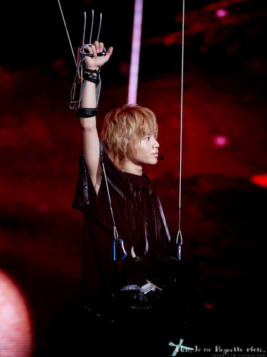 Taemin at SHINee The 1st Concert in Korea 110102