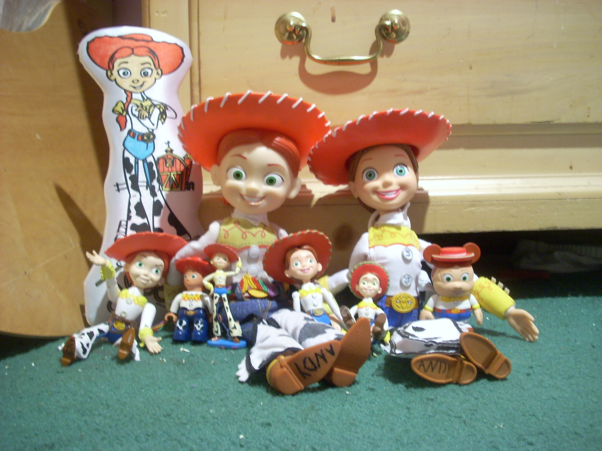 A whole family of Jessies! - Jessie (Toy Story) Photo (18387602) - Fanpop