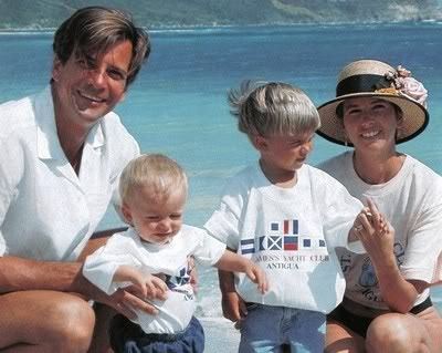  puñal, dirk Benedict with Family