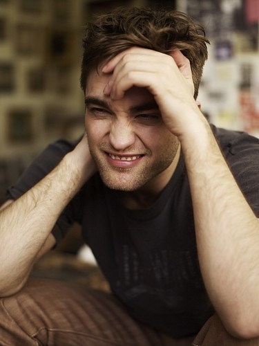  meer Outtakes Of Robert Pattinson!