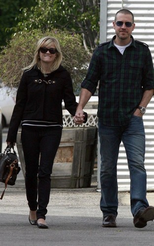  Reese & Jim out in LA