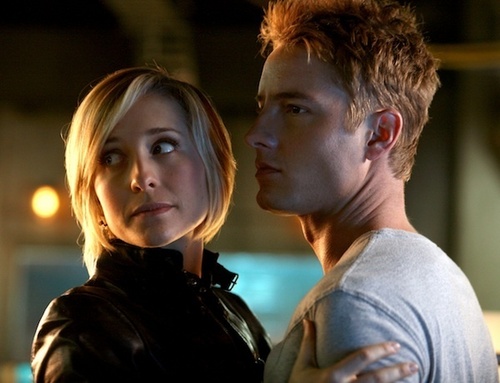  Smallville First Look: Chloe Returns To Oliver