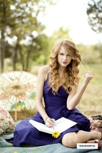  Taylor nhanh, swift - Photoshoot #122: People (2010)