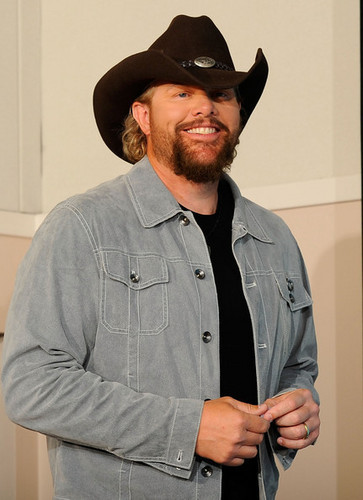  Toby Keith at 2010 ACM and CMT awards