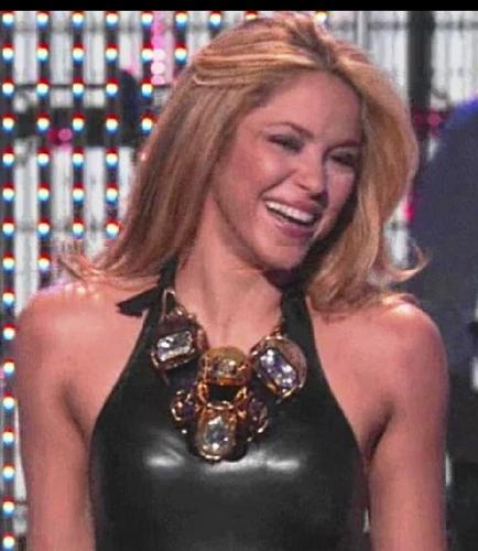  Shakira smile 3