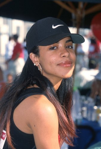  Aaliyah