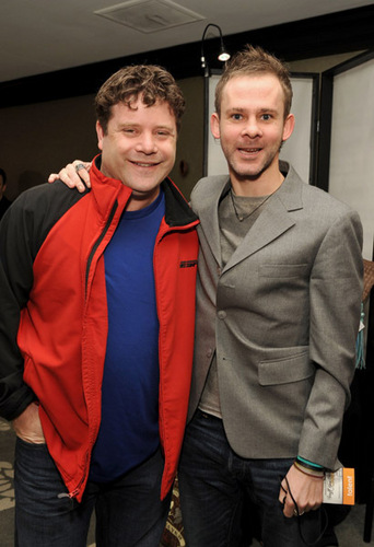  Dominic Monaghan and Sean Astin attend Access Hollywood- january 2011