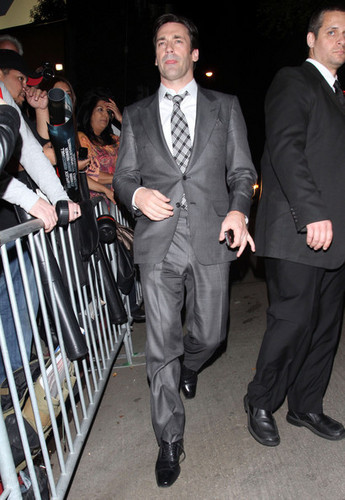  Jon Hamm Arriving At The istana, chateau Marmont Hotel