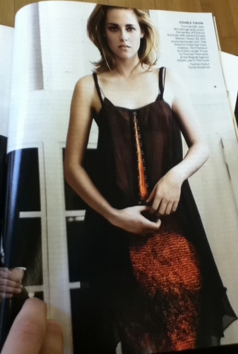  Kristen Stewart - Vogue 2011