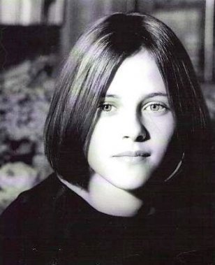  Kristen as a Kid