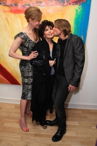  Opening of Carol Bayer Sager's Art Exhibition