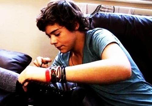  Flirty Harry Tieing Sum1 Shoe レース (I Can't Help Falling In 愛 Wiv U) 100% Real :) x