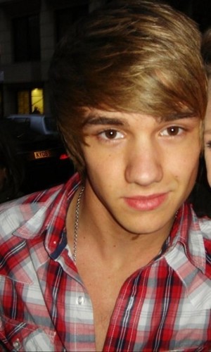  Goregous Liam (I Can't Help Falling In Liebe Wiv U) 100% Real :) x
