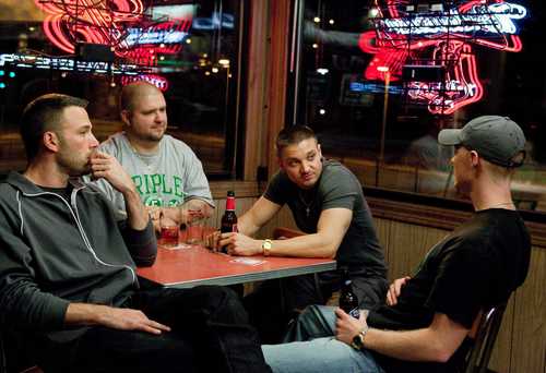  Jeremy Renner, Ben Affleck, Owen Burke & Slaine in The Town