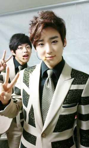  Kevin & Dongho