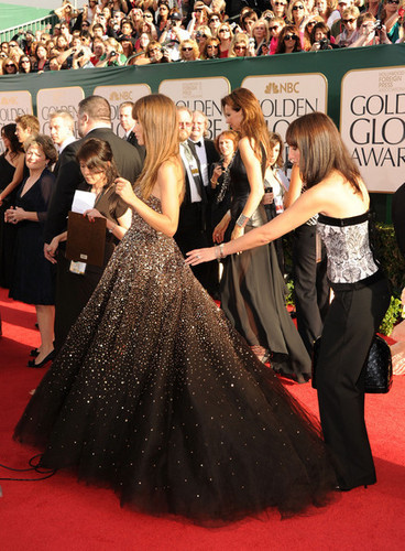  Olivia Wilde @ the 2011 Golden Globes