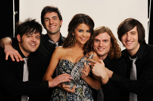  Selena Gomez & The Scene People Choice Awards