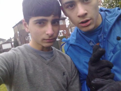  Sizzling Hot Zayn Hanging Wiv M8s B4 The X Factor 100% Real :) x