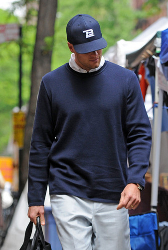  Tom Brady in the West Village-May 16, 2009