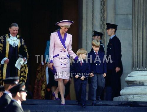  Diana William & Harry St Pauls Cathedral