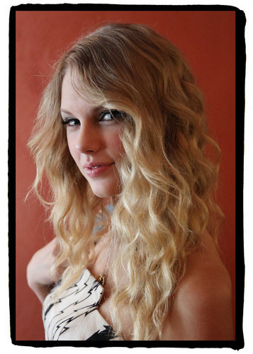 Taylor Swift - Photoshoot #138: Shahar Azran (2011)