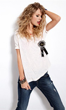 Taylor for Sugar Magazine 2010