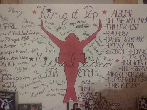  ♥This was made por my friend-Slovenia Loves you MJ♥