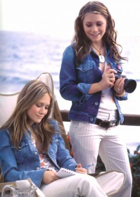 2002 - When In Rome - Mary-Kate & Ashley Olsen Photo (18881280) - Fanpop