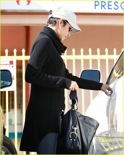  Halle out & about in West Hollywood 1/26/11