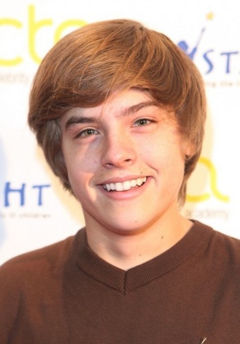  Dylan Sprouse and Cole Sprouse at the Celebrity Talent Academy Workshop in 런던