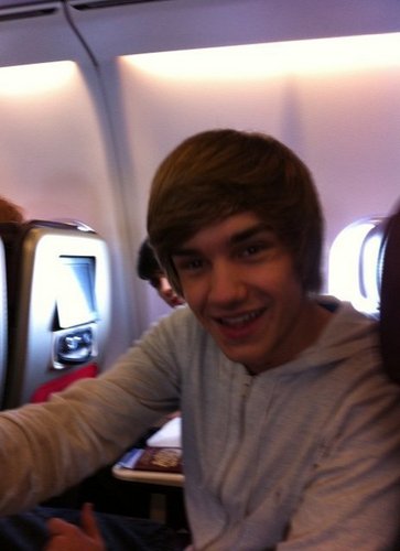  Liam on a plane <3 :**