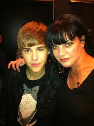 Pauley<3 and Justin Bieber