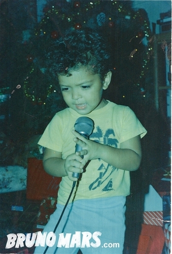  Baby Bruno Mars