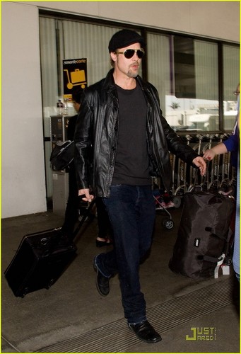  Brad Pitt: Back In Black