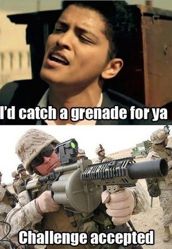  Grenade.