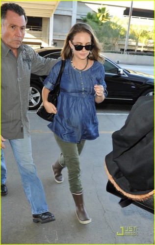  Leaving from LAX airport, LA (February 7th 2011)