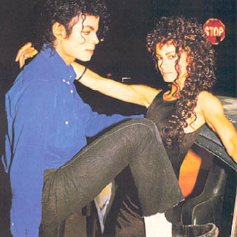  Michael Jackson ~The way anda make me feel!!!! ~<3
